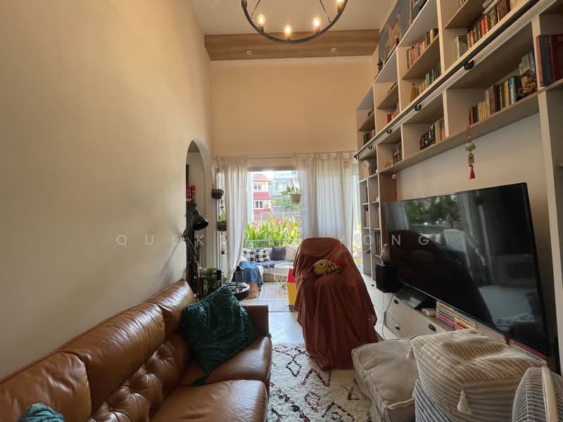 Bluwaters 2, 205 Jalan Loyang Besar, 4 Bedrooms, 1,496 sqft, Condominium For Sale, by Quek Yee Yong, 500127113 - Living Room - PropertyGuru.com.sg