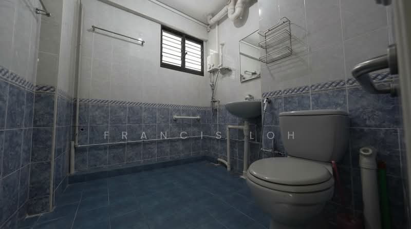 13 Marine Terrace, 13 Marine Terrace, 4 Bedrooms, 1,356 sqft, HDB Flat For Sale, by Francis Loh, 500127127 - Bathroom - PropertyGuru.com.sg