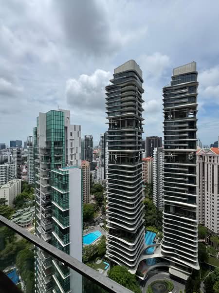 OUE Twin Peaks, 33 Leonie Hill Road, 3 Bedrooms, 1,604 sqft, Condominium For Sale, by Jeremy Lim, 500127140 - Exterior - PropertyGuru.com.sg