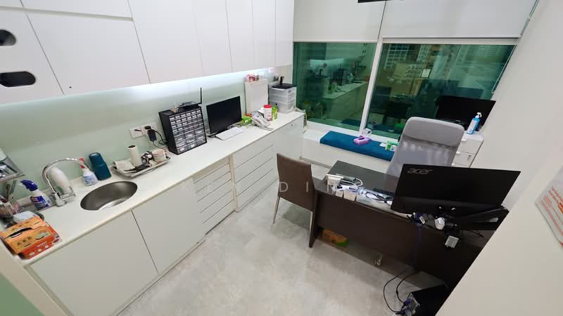 Novena Medical Center, 10 Sinaran Drive, 1,486 sqft, Medical For Rent, by Ken Ding, 500127143 - Study - CommercialGuru.com.sg