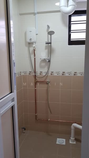 533 Upper Cross Street, 533 Upper Cross Street, 2 Bedrooms, 650 sqft, HDB Flat For Rent, by May Lin, 500127146 - Bathroom - PropertyGuru.com.sg