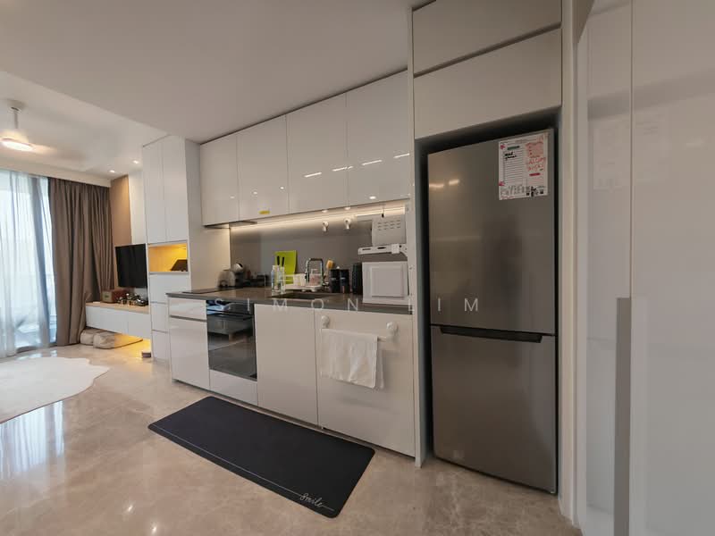Amber Park, 18 Amber Gardens, 2 Bedrooms, 700 sqft, Condominium For Rent, by Simon Lim, 500127155 - Kitchen - PropertyGuru.com.sg