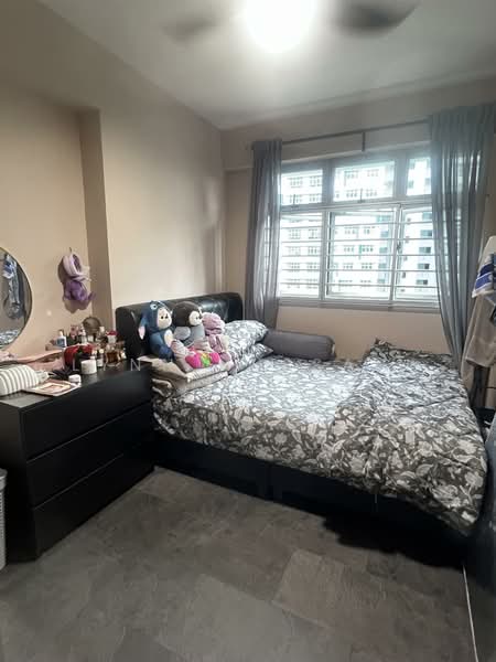 121D Canberra Street, 121D Canberra Street, 3 Bedrooms, 1,001 sqft, HDB Flat For Sale, by Lynn Hussain, 500127156 - Bedroom - PropertyGuru.com.sg
