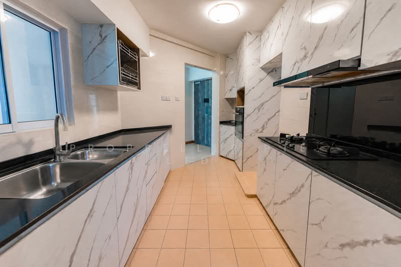 296 Punggol Central, 296 Punggol Central, 3 Bedrooms, 1,184 sqft, HDB Flat For Sale, by PROPSELLER PTE. LTD., 500127158 - Kitchen - PropertyGuru.com.sg
