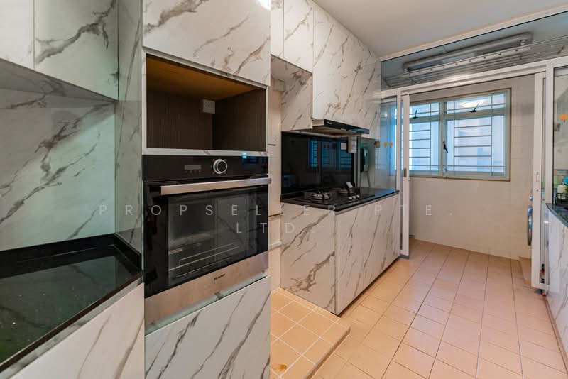 296 Punggol Central, 296 Punggol Central, 3 Bedrooms, 1,184 sqft, HDB Flat For Sale, by PROPSELLER PTE. LTD., 500127158 - Kitchen - PropertyGuru.com.sg