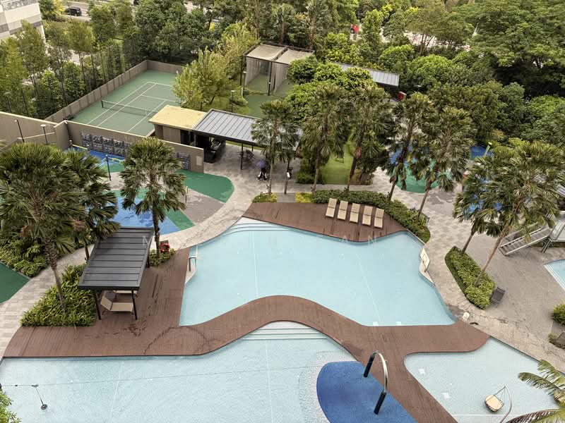 Whistler Grand, 107 West Coast Vale, 2 Bedrooms, 614 sqft, Condominium For Sale, by Melvin Fang, 500127170 - Pool - PropertyGuru.com.sg