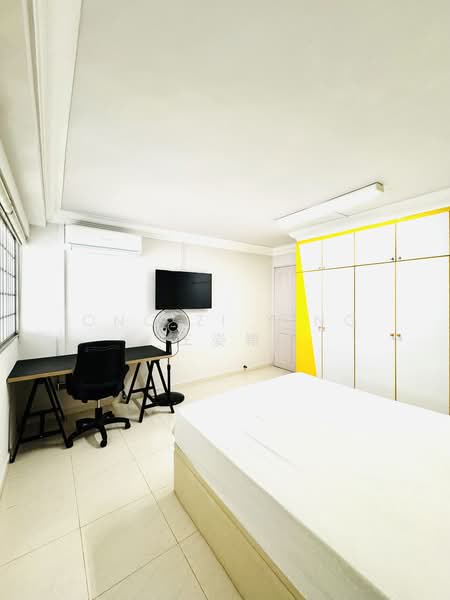 329 Ubi Avenue 1, 329 Ubi Avenue 1, Room Rental, 90 sqft, HDB Flat For Rent, by Ong Zi Ying 王姿穎, 500127171 - Bedroom - PropertyGuru.com.sg