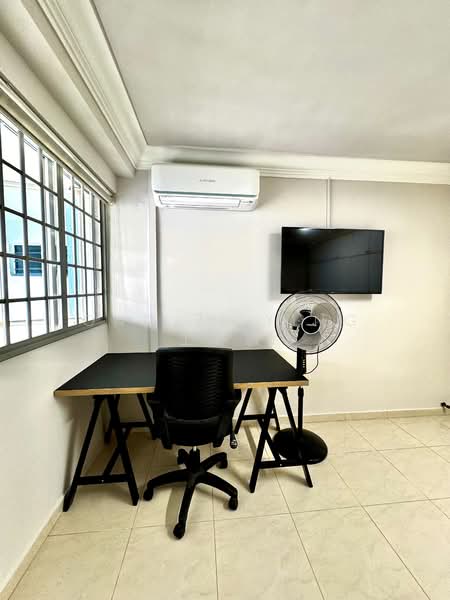 329 Ubi Avenue 1, 329 Ubi Avenue 1, Room Rental, 90 sqft, HDB Flat For Rent, by Ong Zi Ying 王姿穎, 500127171 - PropertyGuru.com.sg