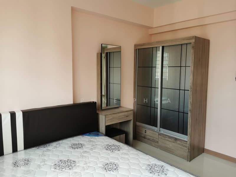 431A Bedok North Road, 431A  Bedok North Road, 3 Bedrooms, 990 sqft, HDB Flat For Rent, by Daphne Phoa, 500127180 - Bedroom - PropertyGuru.com.sg