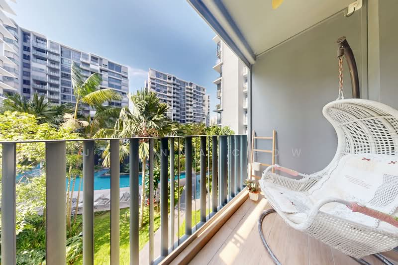 Grandeur Park Residences, 3 Bedok South Avenue 3, 2 Bedrooms, 667 sqft, Condominium For Sale, by Johanna Chow, 500127182 - Balcony - PropertyGuru.com.sg