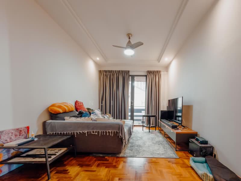 Beautifully Renovated Corner Terrace at Serangoon Gardens, , 7 Bedrooms, 5,500 sqft, Corner Terrace For Rent, by Benji Chia, 500127188 - Living Room - PropertyGuru.com.sg