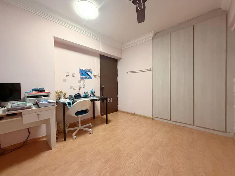 325B Sengkang East Way, 325B Sengkang East Way, 3 Bedrooms, 968 sqft, HDB Flat For Sale, by Lynn Lim, 500127190 - Study - PropertyGuru.com.sg