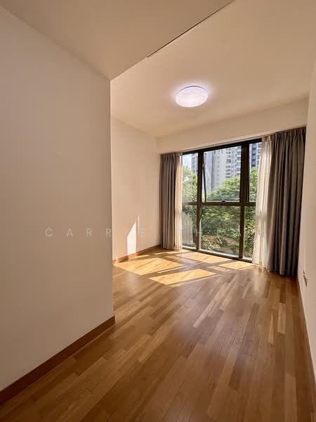Commonwealth Towers, 230 Commonwealth Avenue, 3 Bedrooms, 1,076 sqft, Condominium For Rent, by Carrie Cheah, 500127196 - Master bedroom  - PropertyGuru.com.sg