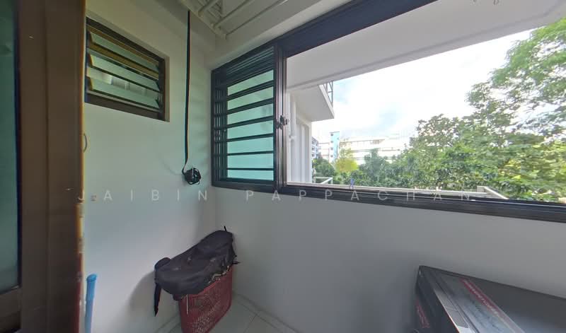550B Segar Road, 550B Segar Road, 3 Bedrooms, 1,216 sqft, HDB Flat For Sale, by Jaibin Pappachan, 500127197 - Balcony - PropertyGuru.com.sg