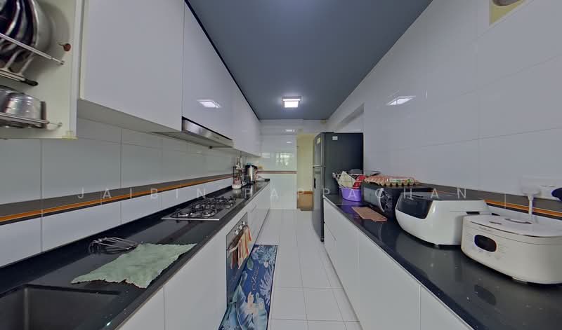 550B Segar Road, 550B Segar Road, 3 Bedrooms, 1,216 sqft, HDB Flat For Sale, by Jaibin Pappachan, 500127197 - Kitchen - PropertyGuru.com.sg