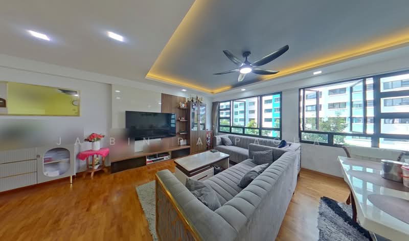 550B Segar Road, 550B Segar Road, 3 Bedrooms, 1,216 sqft, HDB Flat For Sale, by Jaibin Pappachan, 500127197 - Living Room - PropertyGuru.com.sg