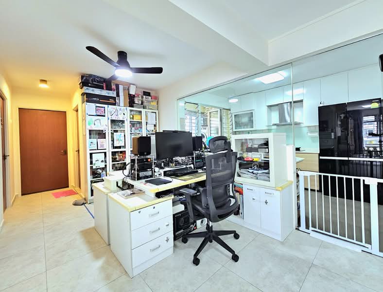121A Canberra Street, 121A Canberra Street, 3 Bedrooms, 1,216 sqft, HDB Flat For Sale, by Wayne Teo, 500127208 - Study - PropertyGuru.com.sg