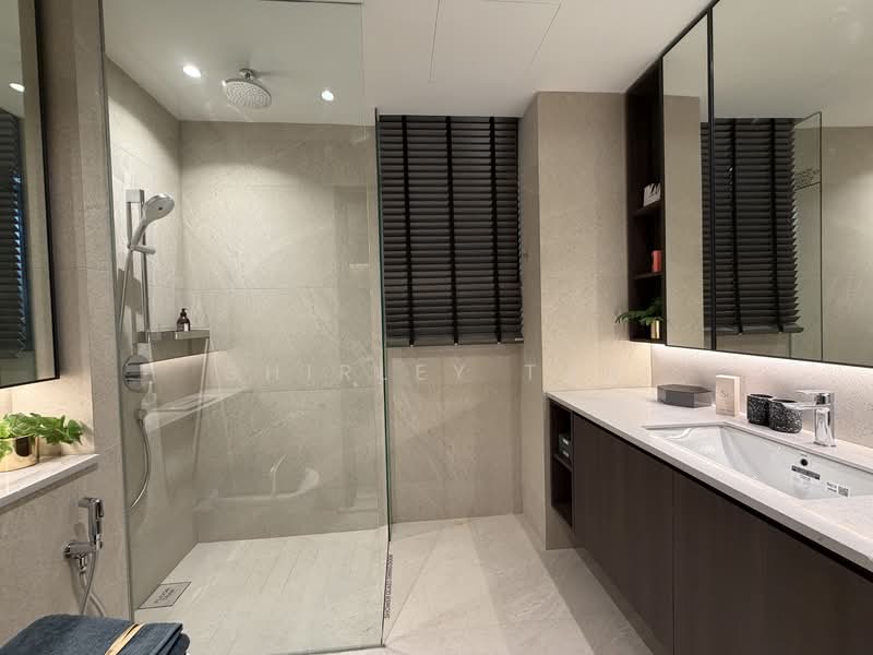 Springleaf Residence, 811 Upper Thomson Road, 5 Bedrooms, 1,453 sqft, Condominium For Sale, by Shirley Tan, 500127225 - Bathroom - PropertyGuru.com.sg