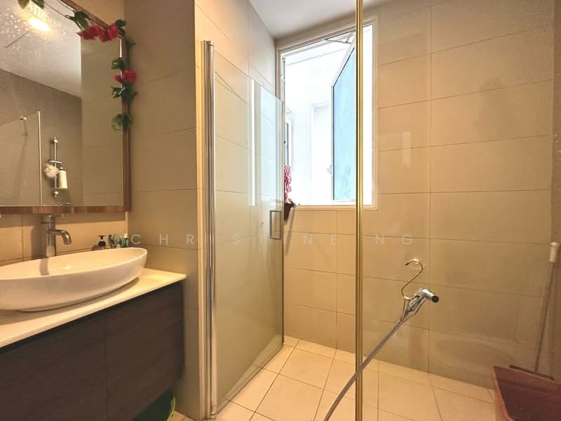 The Nautical, 99 Jalan Sendudok, 3 Bedrooms, 883 sqft, Condominium For Rent, by Christine Ng, 500127235 - Bathroom - PropertyGuru.com.sg