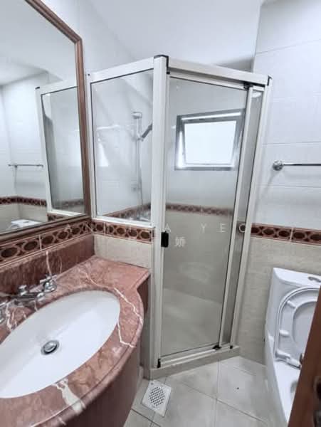 Regentville, 6 Hougang Street 92, 3 Bedrooms, 1,152 sqft, Condominium For Rent, by Anthea Yeo 杨丽娇, 500127236 - Bathroom - PropertyGuru.com.sg
