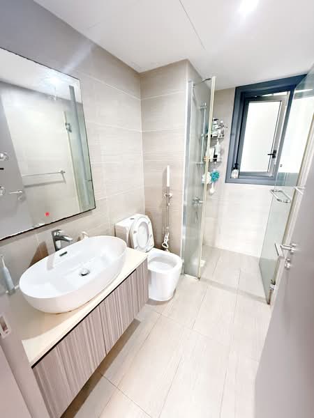 Northwave EC, 107 Woodlands View, 3 Bedrooms, 980 sqft, Executive Condominium For Sale, by Sarah Ni, 500127257 - Common Bathroom - PropertyGuru.com.sg