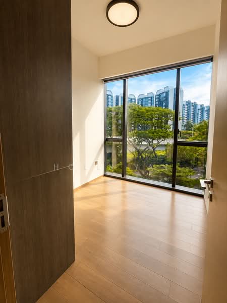 Leedon Green, 32 Leedon Heights, Tanglin / Holland / Bukit Timah, 2 Bedrooms, 667 sqft, Condominium For Sale, by Holly Yan, 500127274 - View - PropertyGuru.com.sg