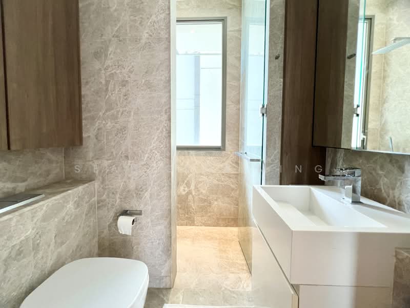 Leedon Residence, 24 Leedon Heights, 2 Bedrooms, 1,044 sqft, Condominium For Rent, by SEAH GEOK MING TOSHIE, 500127277 - Bathroom - PropertyGuru.com.sg