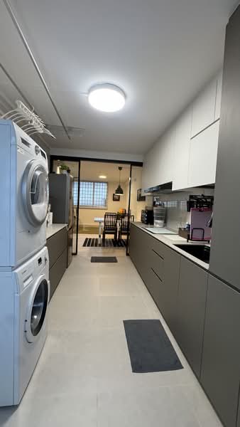 159 Bedok South Avenue 3, 159 Bedok South Avenue 3, 2 Bedrooms, 800 sqft, HDB Flat For Rent, by Avery Lin, 500127278 - Kitchen - PropertyGuru.com.sg