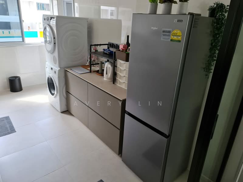 159 Bedok South Avenue 3, 159 Bedok South Avenue 3, 2 Bedrooms, 800 sqft, HDB Flat For Rent, by Avery Lin, 500127278 - Kitchen - PropertyGuru.com.sg