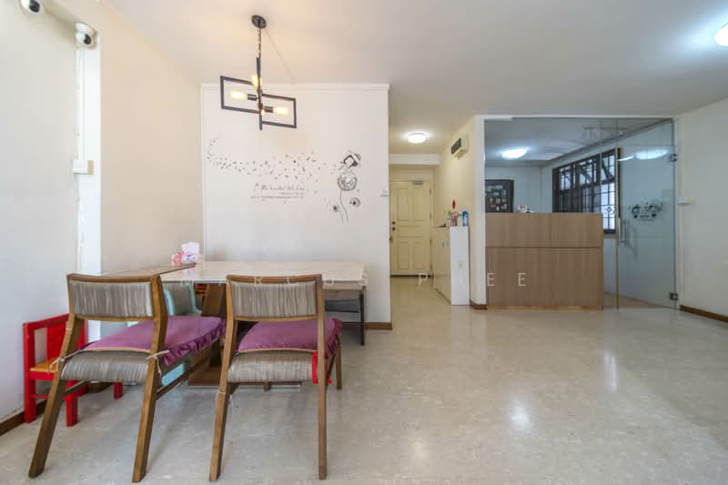 339A Sembawang Close, 339A Sembawang Close, 4 Bedrooms, 1,184 sqft, HDB Flat For Sale, by Marcus Phee, 500127282 - Dining Room - PropertyGuru.com.sg