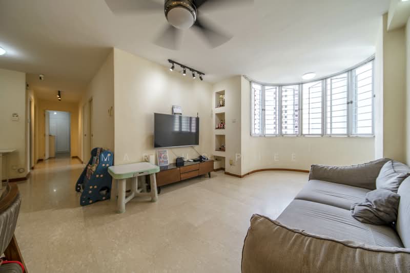 339A Sembawang Close, 339A Sembawang Close, 4 Bedrooms, 1,184 sqft, HDB Flat For Sale, by Marcus Phee, 500127282 - Living Room - PropertyGuru.com.sg