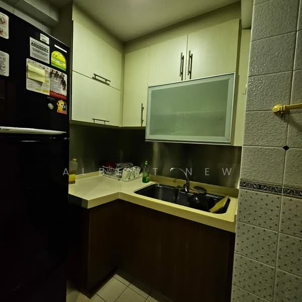 Orchid Park Condominium, 95 Yishun Street 81, 1 Bedroom, 80 sqft, Condominium For Rent, by Albert New, 500127290 - Kitchen - PropertyGuru.com.sg