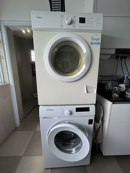 126 Hougang Avenue 1, 126 Hougang Avenue 1, Room Rental, 100 sqft, HDB Flat For Rent, by Cindy Ho, 500127295 - Interior - PropertyGuru.com.sg