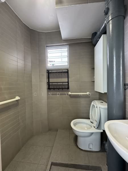 126 Hougang Avenue 1, 126 Hougang Avenue 1, Room Rental, 100 sqft, HDB Flat For Rent, by Cindy Ho, 500127295 - Bathroom - PropertyGuru.com.sg