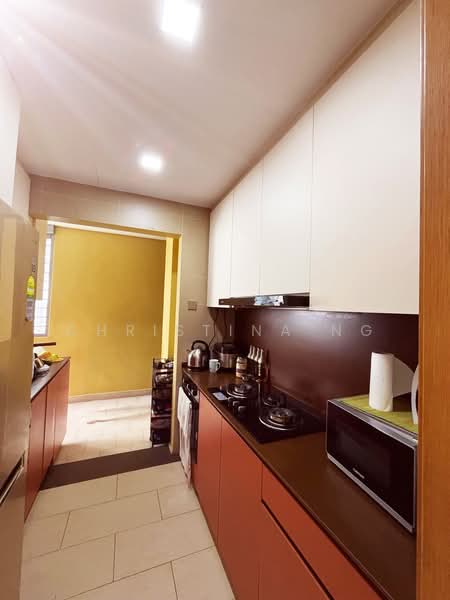 Carabelle, 63 West Coast Way, 4 Bedrooms, 1,399 sqft, Condominium For Rent, by Christina Ng, 500127296 - Kitchen - PropertyGuru.com.sg