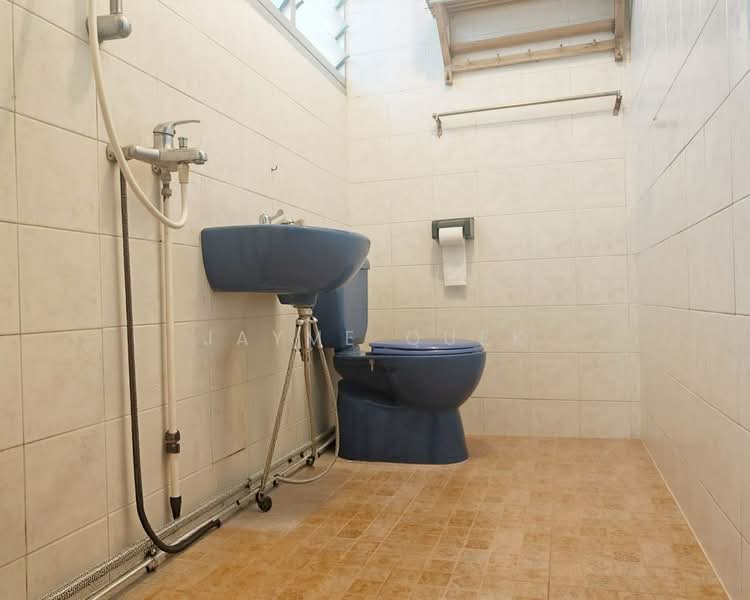864 Jurong West Street 81, 864 Jurong West Street 81, Room Rental, 250 sqft, HDB Flat For Rent, by Jayme Quek, 500127297 - Bathroom - PropertyGuru.com.sg