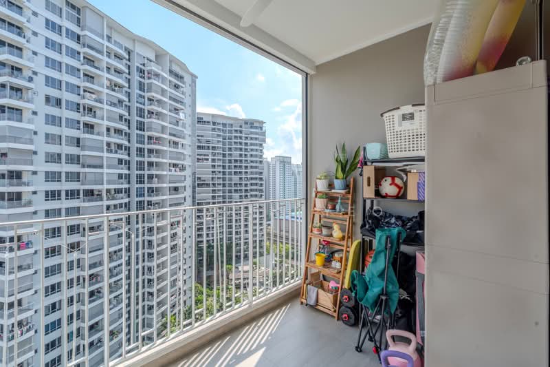 High Park Residences, 31 Fernvale Road, 3 Bedrooms, 969 sqft, Condominium For Sale, by Darren Yeo, 500127299 - Balcony - PropertyGuru.com.sg