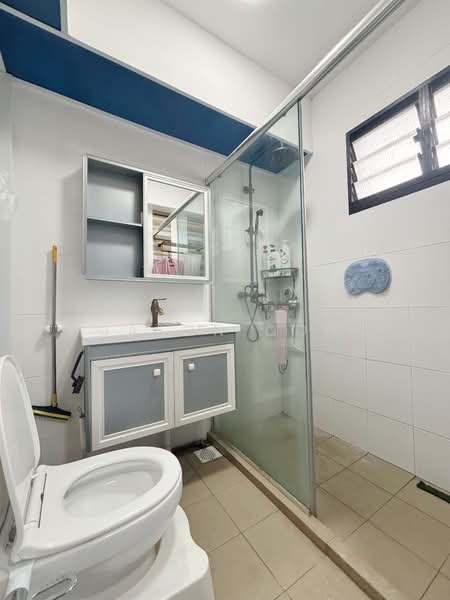470C Fernvale Link, 470C Fernvale Link, 3 Bedrooms, 1,001 sqft, HDB Flat For Sale, by Jason Oon, 500127309 - Bathroom - PropertyGuru.com.sg
