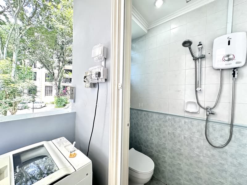 Chateau Le Fame, 51 Ewe Boon Road, Room Rental, 160 sqft, Apartment For Rent, by Kyne Chan, 500127348 - Bathroom - PropertyGuru.com.sg