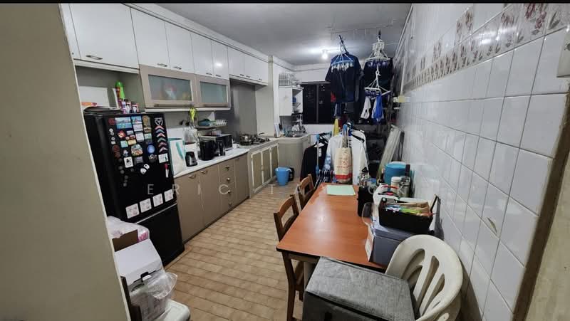 18 Saint George's Road, 18 Saint George's Road, 3 Bedrooms, 979 sqft, HDB Flat For Rent, by Eric Tay CK, 500127356 - Kitchen - PropertyGuru.com.sg