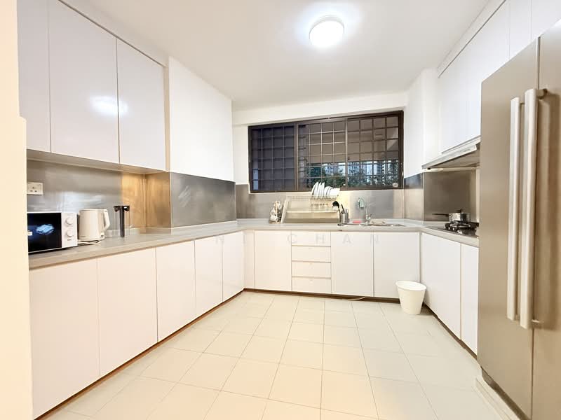 Pine Grove, 1B Pine Grove, Room Rental, 160 sqft, Condominium For Rent, by Kyne Chan, 500127357 - Kitchen - PropertyGuru.com.sg