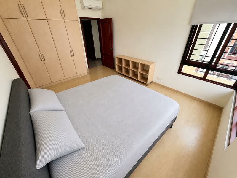 Tropical Spring, 33 Simei Street 4, 3 Bedrooms, 1,076 sqft, Condominium For Sale, by Zachar Oh, 500127364 - Bedroom - PropertyGuru.com.sg