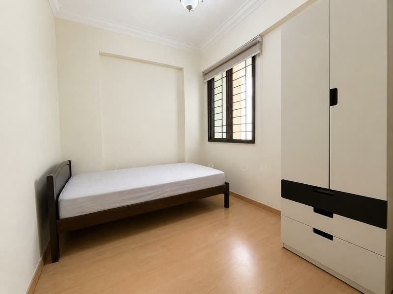 Tropical Spring, 33 Simei Street 4, 3 Bedrooms, 1,076 sqft, Condominium For Sale, by Zachar Oh, 500127364 - Bedroom - PropertyGuru.com.sg