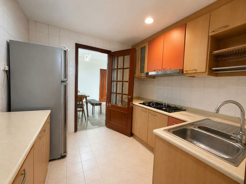 Tropical Spring, 33 Simei Street 4, 3 Bedrooms, 1,076 sqft, Condominium For Sale, by Zachar Oh, 500127364 - Kitchen - PropertyGuru.com.sg