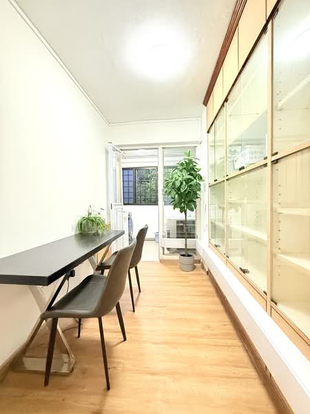 Pine Grove, 1B Pine Grove, Room Rental, 180 sqft, Condominium For Rent, by Kyne Chan, 500127365 - Interior - PropertyGuru.com.sg