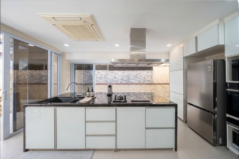 C.H.E.A.P 3 Storey Corner Terrace for Sale D26, Springside, 4 Bedrooms, 3,300 sqft, Corner Terrace For Sale, by Aaron Yeo, 500127370 - PropertyGuru.com.sg