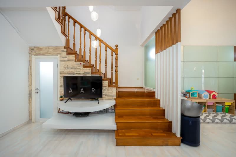 C.H.E.A.P 3 Storey Corner Terrace for Sale D26, Springside, 4 Bedrooms, 3,300 sqft, Corner Terrace For Sale, by Aaron Yeo, 500127370 - Stairs - PropertyGuru.com.sg