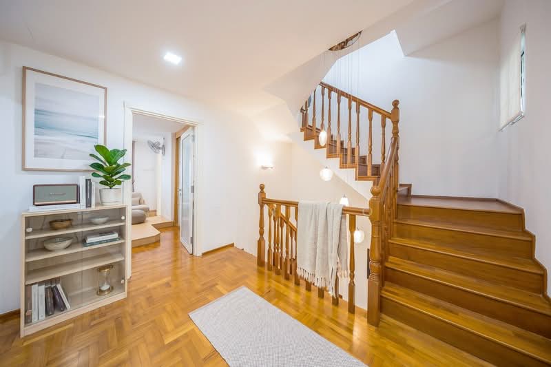 C.H.E.A.P 3 Storey Corner Terrace for Sale D26, Springside, 4 Bedrooms, 3,300 sqft, Corner Terrace For Sale, by Aaron Yeo, 500127370 - Level 2 Stairs - PropertyGuru.com.sg