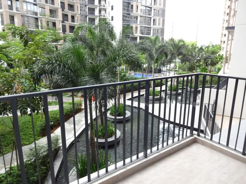 River Isles, 62 Edgedale Plains, 3 Bedrooms, 1,173 sqft, Condominium For Sale, by Randy Chan 曾昭敏, 500127373 - Balcony - PropertyGuru.com.sg