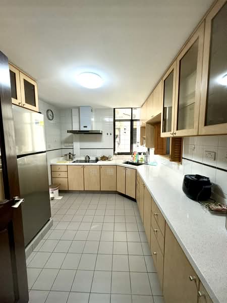 Avon Park, 1 Youngberg Terrace, 3 Bedrooms, 1,270 sqft, Condominium For Sale, by Michelle Ang 洪丽清, 500127377 - Kitchen - PropertyGuru.com.sg